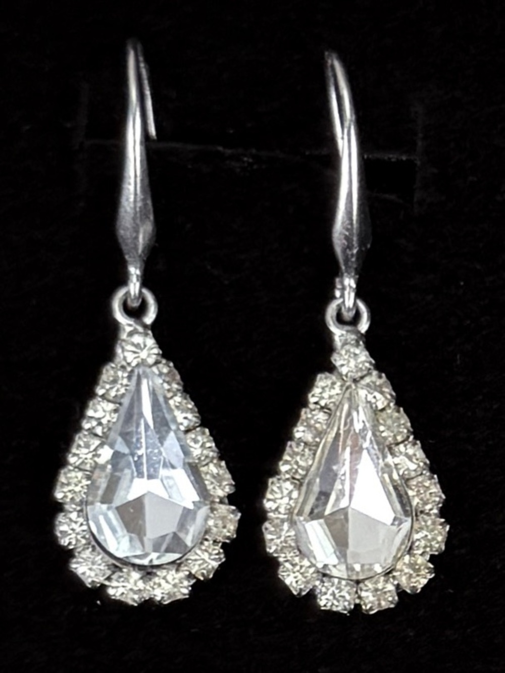 Vintage Silvertone Clear Teardrop Bling Dangle Earrings